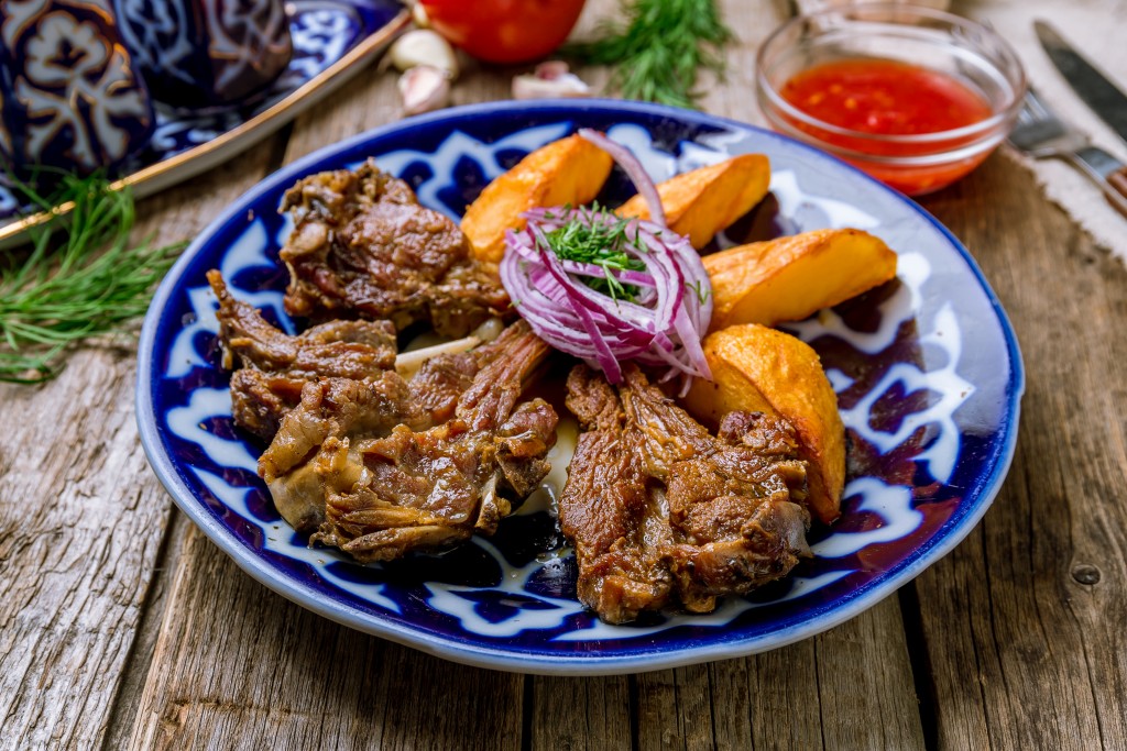 Uzbekistan Food Guide: 16+ Uzbek Dishes You Must Try